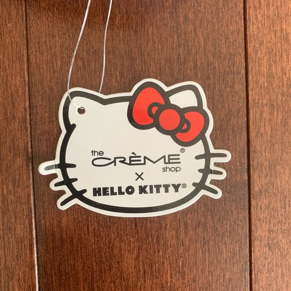 🤍Hello Kitty Make up bag. So cute bag for all your essentials. - Picture 6 of 6